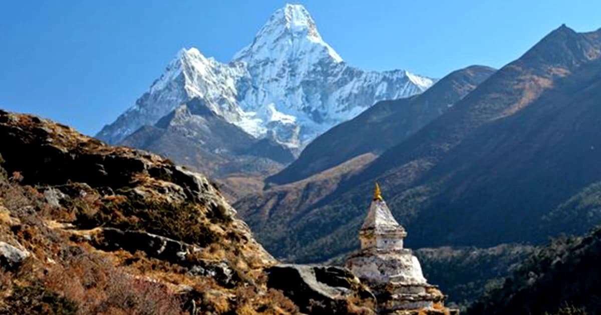Amadablam Base Camp Trek