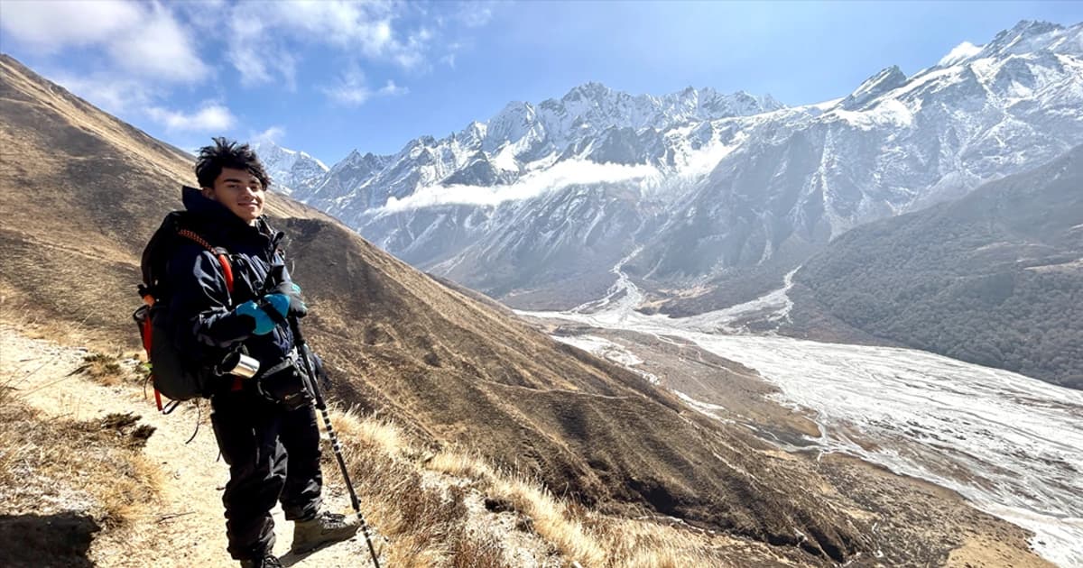 kyanjin gompa to way uphill tserko ri peak