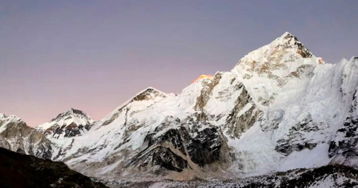 Everest Trek with Lobuche Peak Climbing