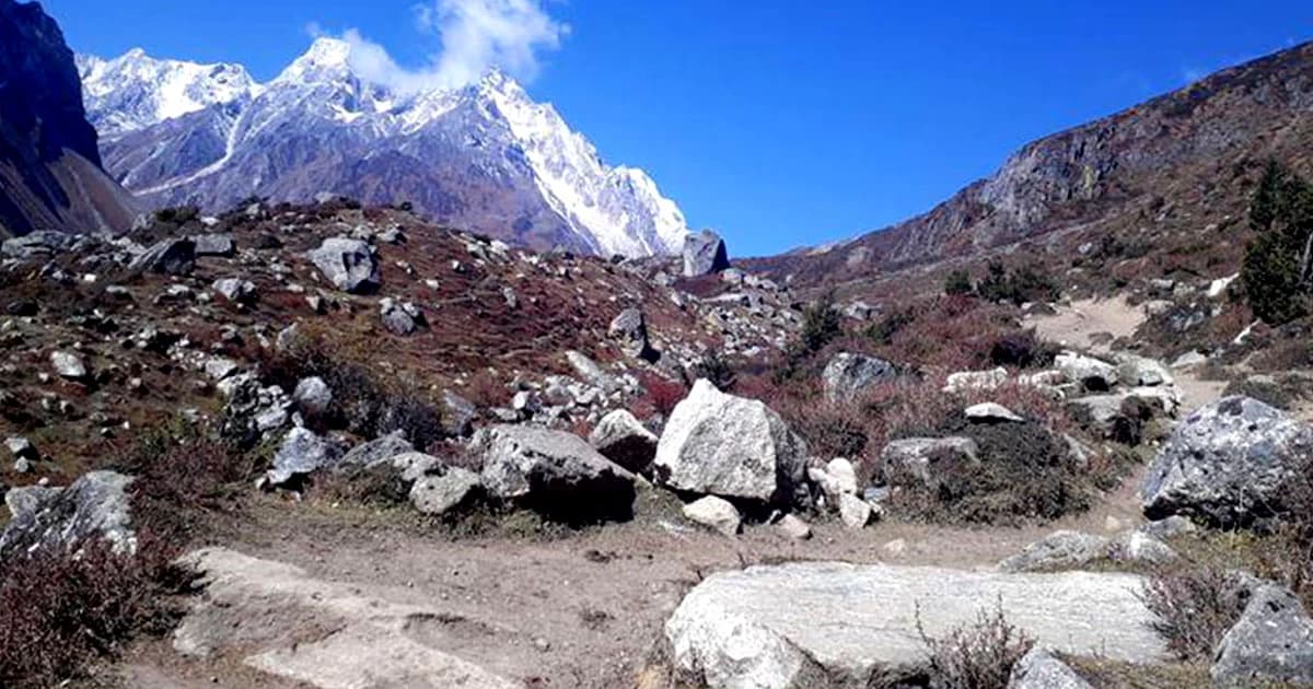 Manaslu Trekking Larke Pass