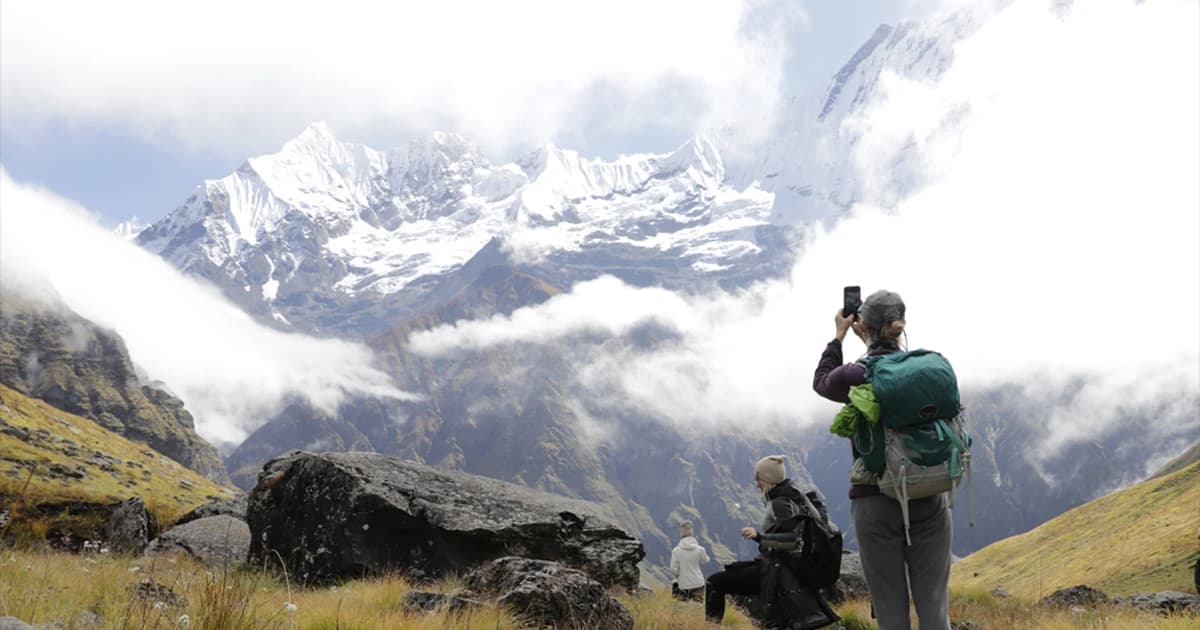 ABC to MBC trail route view of gangapurna, glacier dom and a little bit of fishtail
