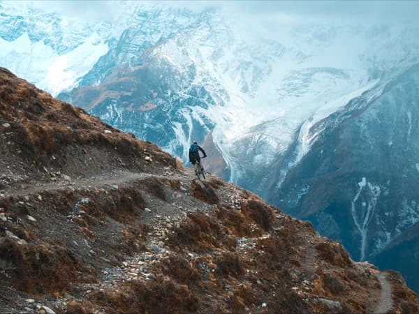cycling mountain bike tour in the Annapurna Himalaya in Nepal