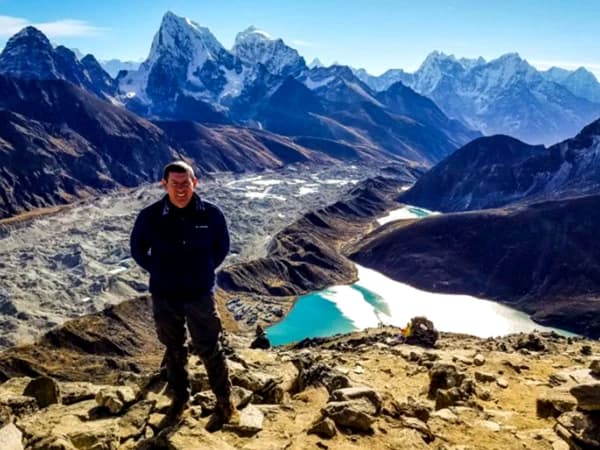 Everest Gokyo Lake 4 700x450