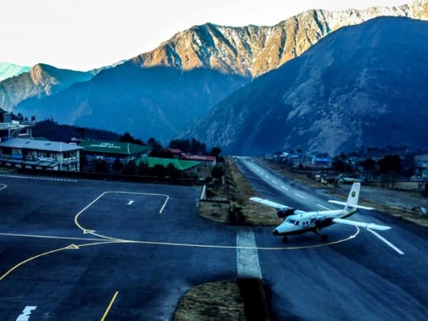 Everest Gokyo Lake 5 700x450