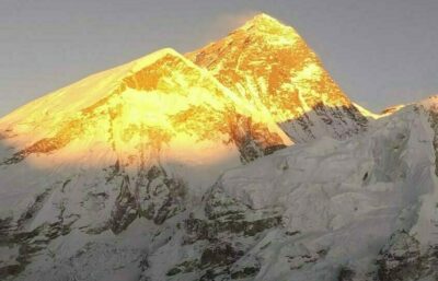 Hiking Mount Everest Nepal